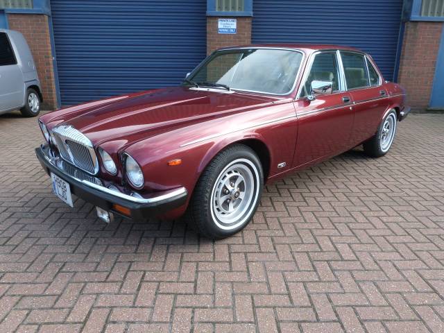 Daimler Double Six 5.3 LHD Saloon Petrol Red