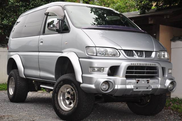 Mitsubishi Delica 3.0 Space Gear Active Field (Deposit Taken) MPV Petrol Silver