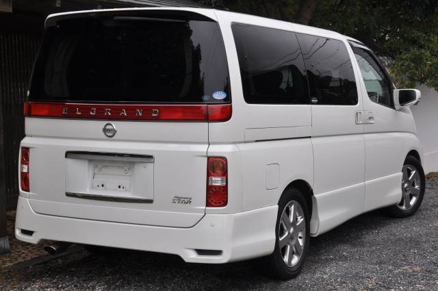 2009 Nissan Elgrand 3.5 Highway Star