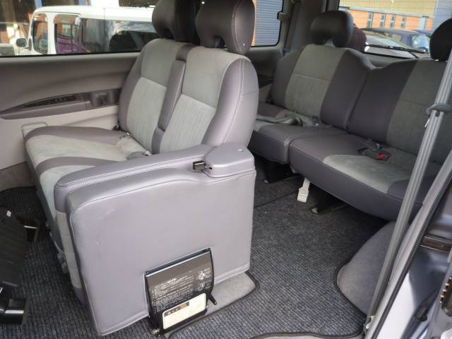 2005 Mitsubishi Delica 3.0i Space Gear Chamonix Model