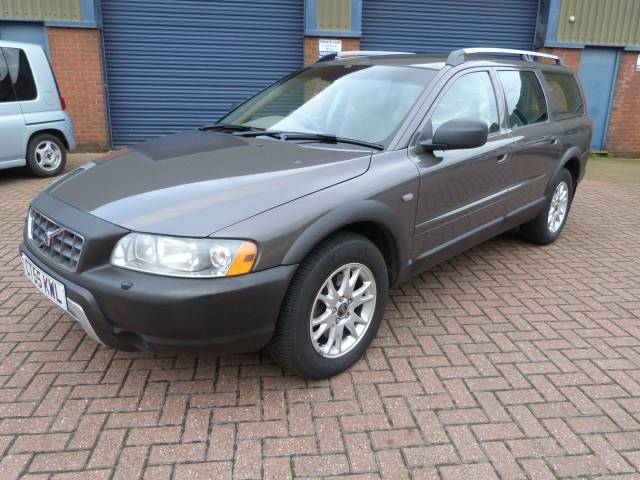 Volvo XC70 2.4 D5 SE 5dr [185] Estate Diesel Gold