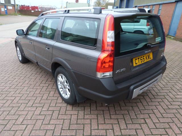 2005 Volvo XC70 2.4 D5 SE 5dr [185]