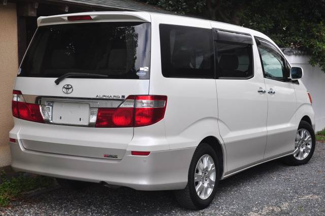 2003 Toyota Alphard 3.0i MZ Premium