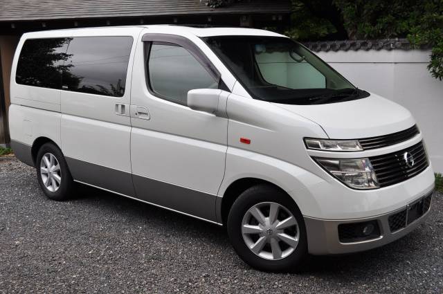 2003 Nissan Elgrand 3.5 X With Leather 4WD
