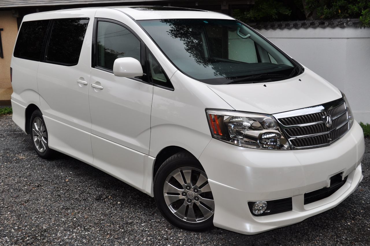 2003 Toyota Alphard