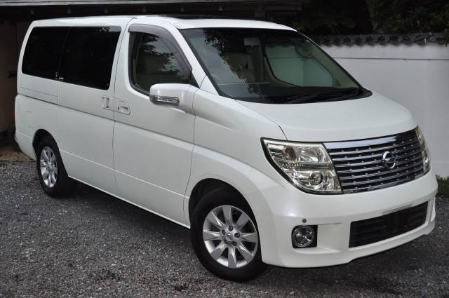 2005 Nissan Elgrand XL 3.5i Auto