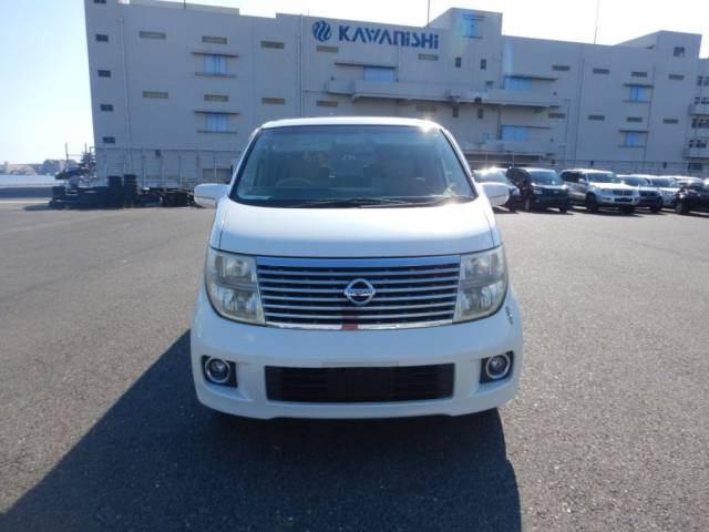 2005 Nissan Elgrand 3.5 X