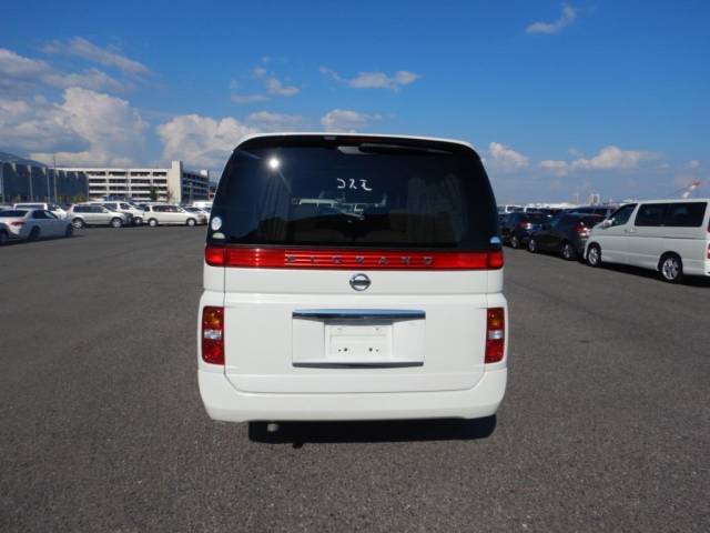 2005 Nissan Elgrand 3.5 X