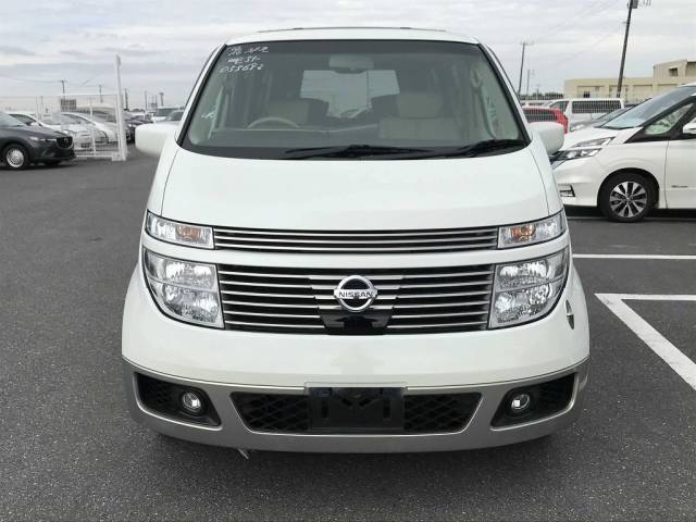 2003 Nissan Elgrand 3.5 XL Only 15,000 Miles