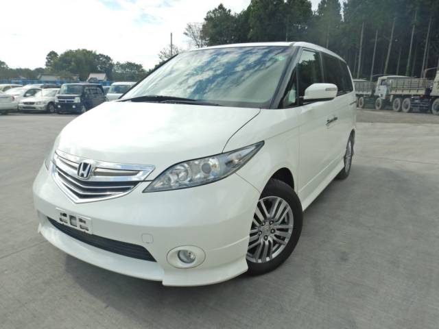 Honda Elysion 2.4 G Aero Only 38000 Miles MPV Petrol White