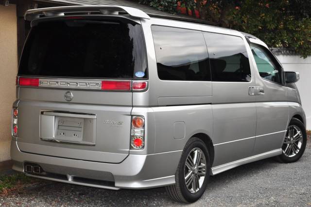 2006 Nissan Elgrand 3.5 Rider S Alpha 2 Edition (On Hold)