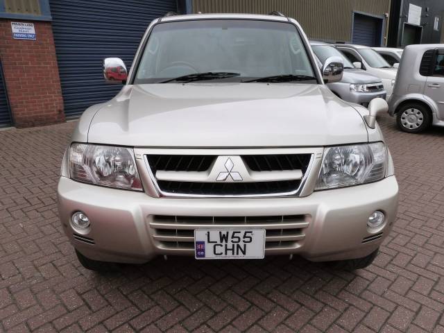 2005 Mitsubishi Pajero Super Exceed 3.5i Auto DEPOSIT TAKEN