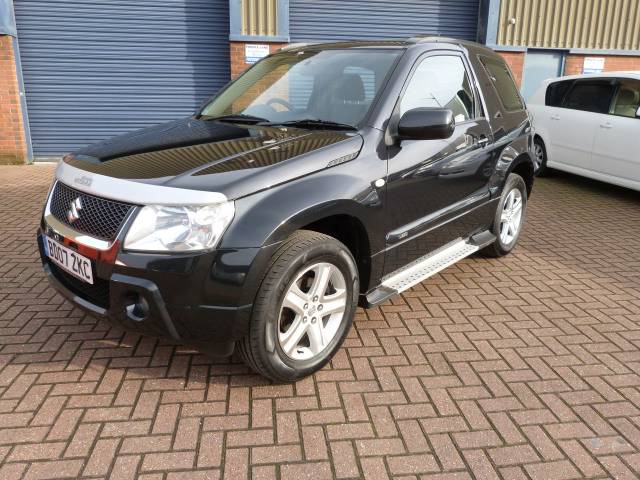 Suzuki Grand Vitara 1.6 VVT + 3dr (ON HOLD) Estate Petrol Black