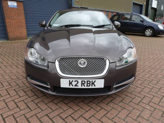 2009 Jaguar XF 3.0d V6 Luxury 4dr Auto