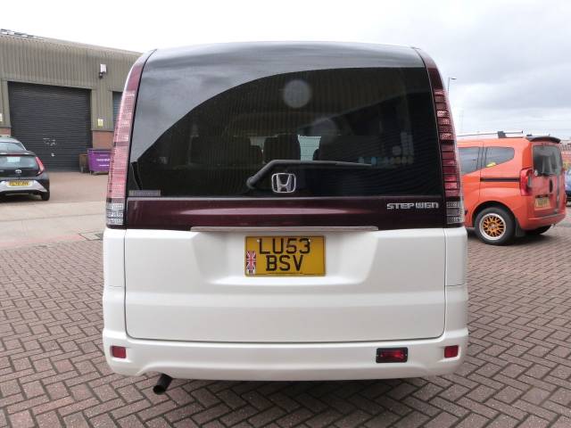 2003 Honda Stepwagon G Spec 2.0i V-Tec Auto 32,000 Miles