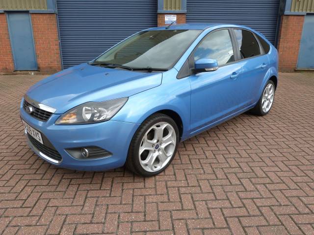 Ford Focus 1.8 Titanium 5dr Hatchback Petrol Blue