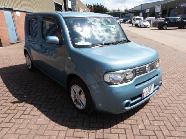 2010 Nissan Cube 1.5X Indigo Selection