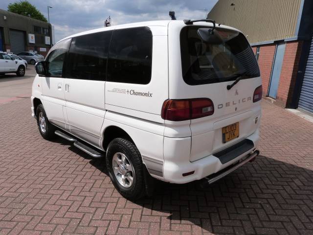 2003 Mitsubishi Delica Chamonix 3.0i Auto