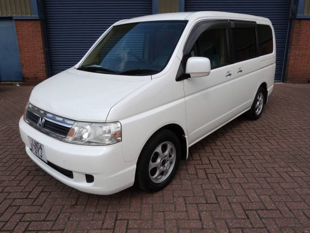 Honda Stepwagon 4WD 2.0i V-Tec Auto MPV Petrol White