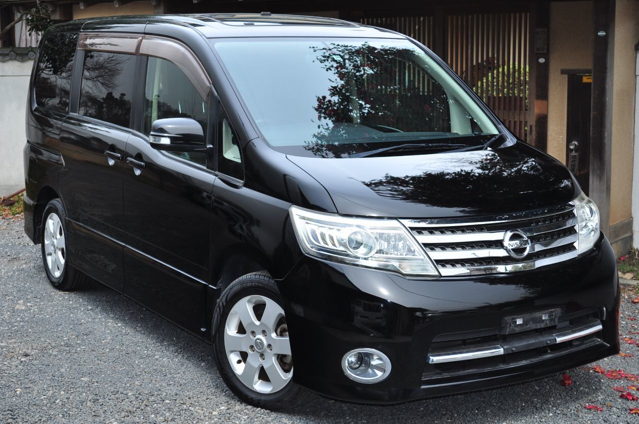 2009 Nissan Serena