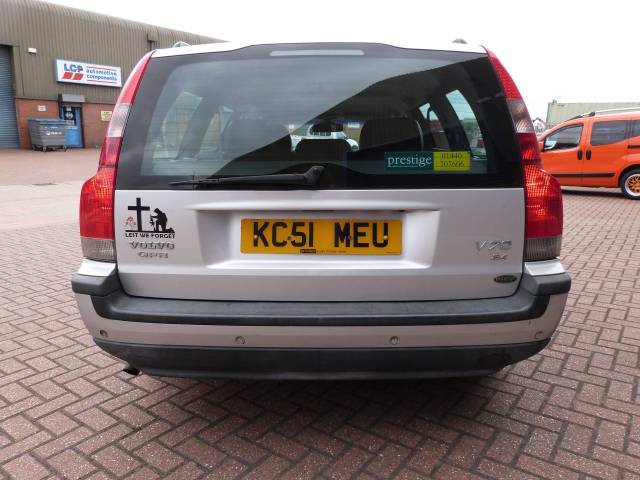 2002 Volvo V70 2.4 140 SE 5dr Auto