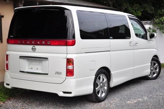 2007 Nissan Elgrand 4WD 3.5i Auto