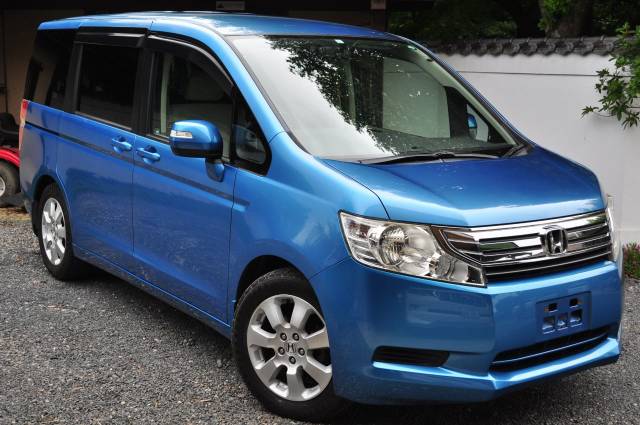 Honda Stepwagon 2.0 G L Package (DEPOSIT TAKEN) MPV Petrol Blue