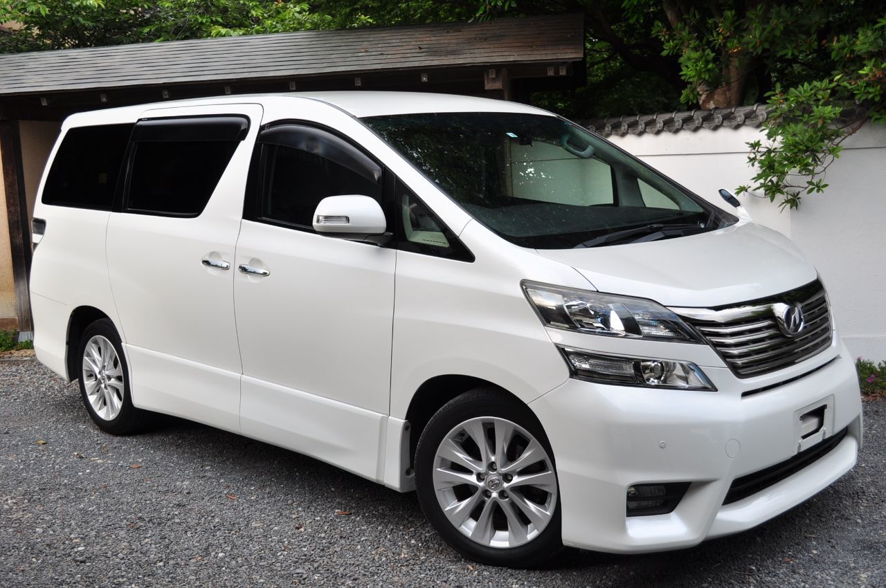 2010 Toyota Vellfire