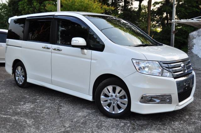 2011 Honda Stepwagon Spada Z 2.0i Auto (DEPOSIT TAKEN)