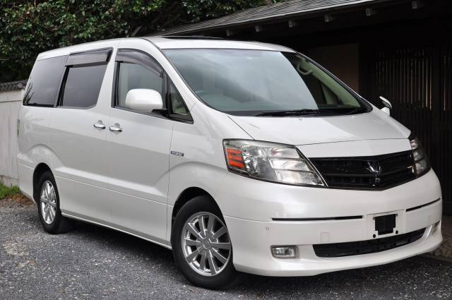 Toyota Alphard Hybrid 2.4i Auto G Edition MPV Petrol / Electric Hybrid White