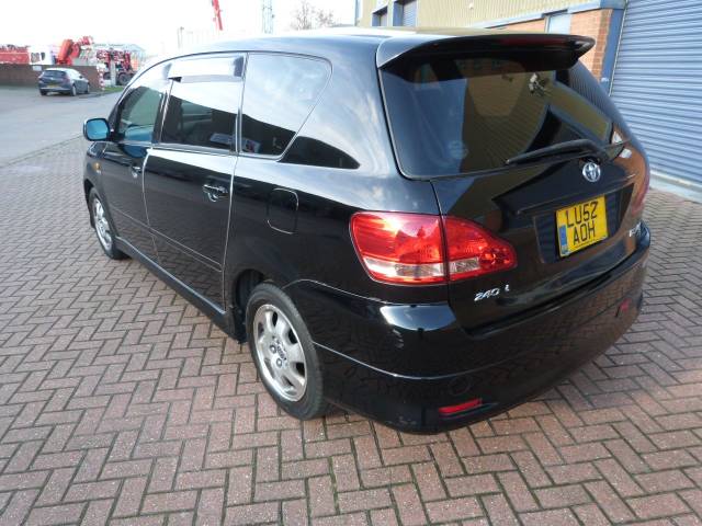 2002 Toyota Ipsum 2.4 240i Type S