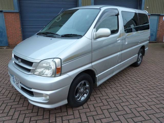 Toyota Hiace Camper 2.7i Auto MPV Petrol Silver