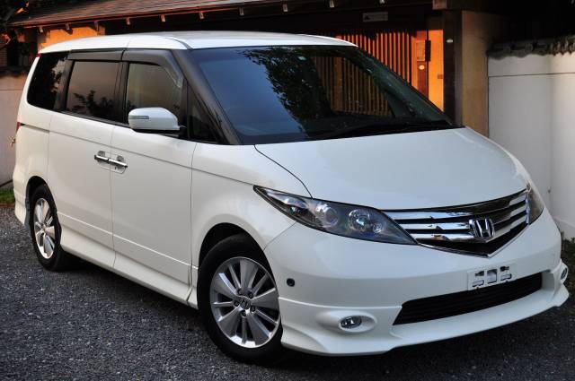 Honda Elysion G Aero 2.4i Auto (Deposit Taken) MPV Petrol White