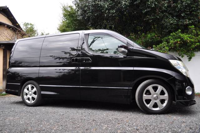 2008 Nissan Elgrand 3.5 HWS Black Leather (ON HOLD)