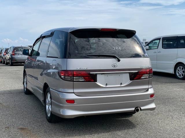 2003 Toyota Estima Aeras Model 2.4i Auto