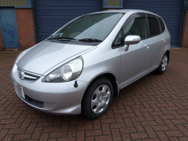 Honda Jazz Fit 1.4i Auto Hatchback Petrol Silver