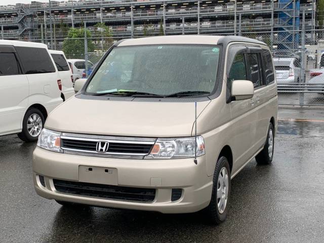 Honda Stepwagon 2.0 G V-Tec Welcab Only 10,000 Miles MPV Petrol Gold