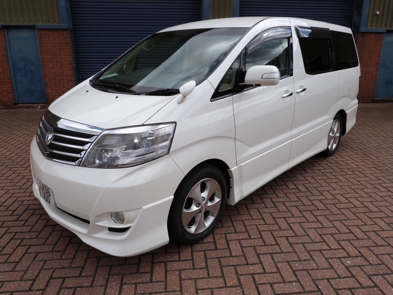 2007 Toyota Alphard