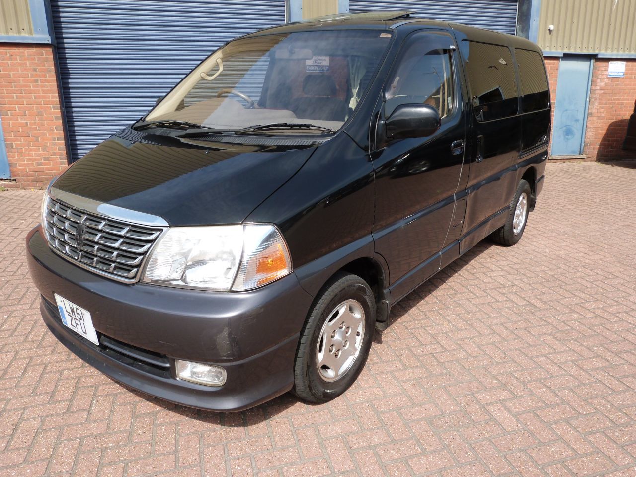 2002 Toyota Hiace