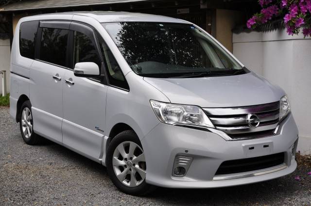 Nissan Serena S-Hybrid HWS 2.0i MPV Petrol Blue Grey