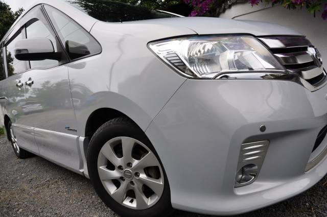 2013 Nissan Serena S-Hybrid HWS 2.0i