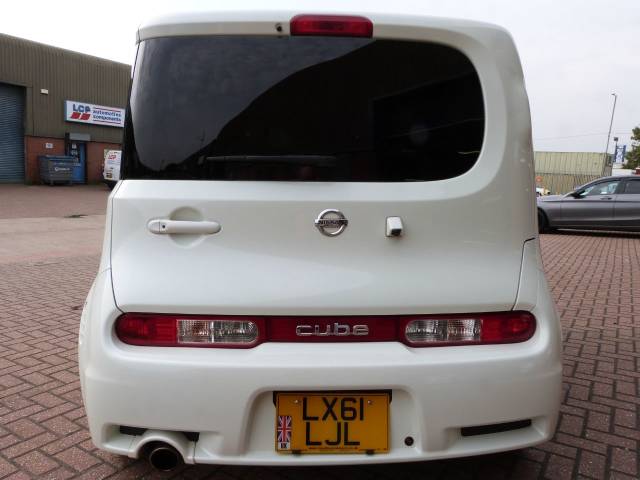 2011 Nissan Cube Rider 1.5i Auto