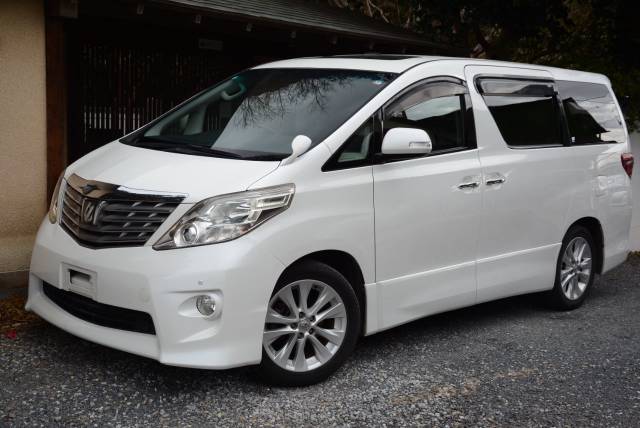 2008 Toyota Alphard S 2.4i Only 33,000 Miles