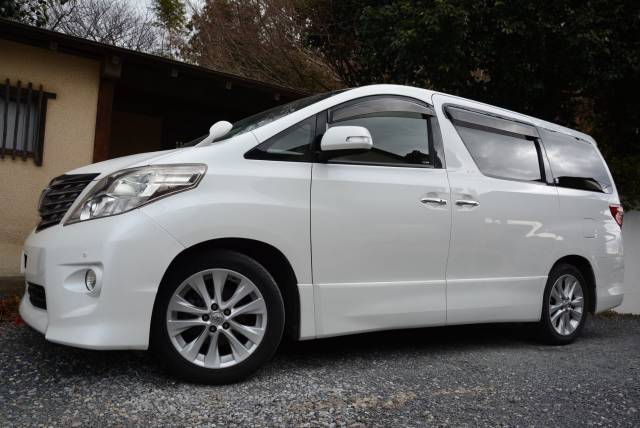 2008 Toyota Alphard S 2.4i Only 33,000 Miles
